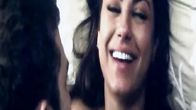 Um os melhores filme pornô ao vivo transexual giro A Masturbar-se.