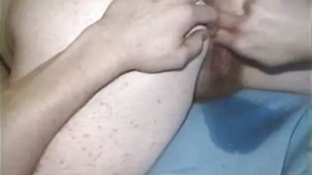 A os melhores filmes de sexo brasileiro molhar-se a falar da meia-irmã.
