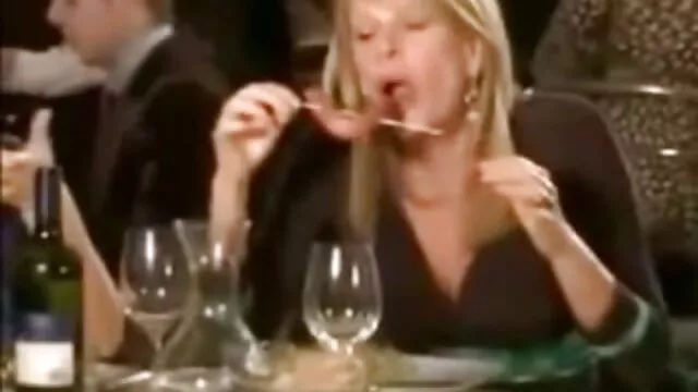 Uma miúda incrível fodeu a Rata com um os melhores filme de sexo brasileiro vibrador.