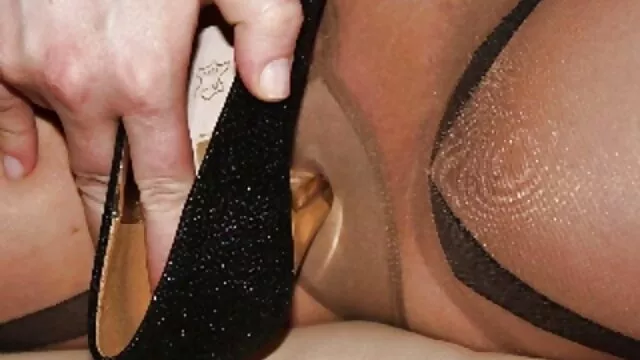 A chupar heterossexuais a zumbir ver os melhores pornô