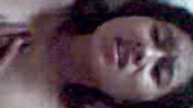 Miúda loura e Busty adora urinar quando videos porno brasileiros os melhores se masturba